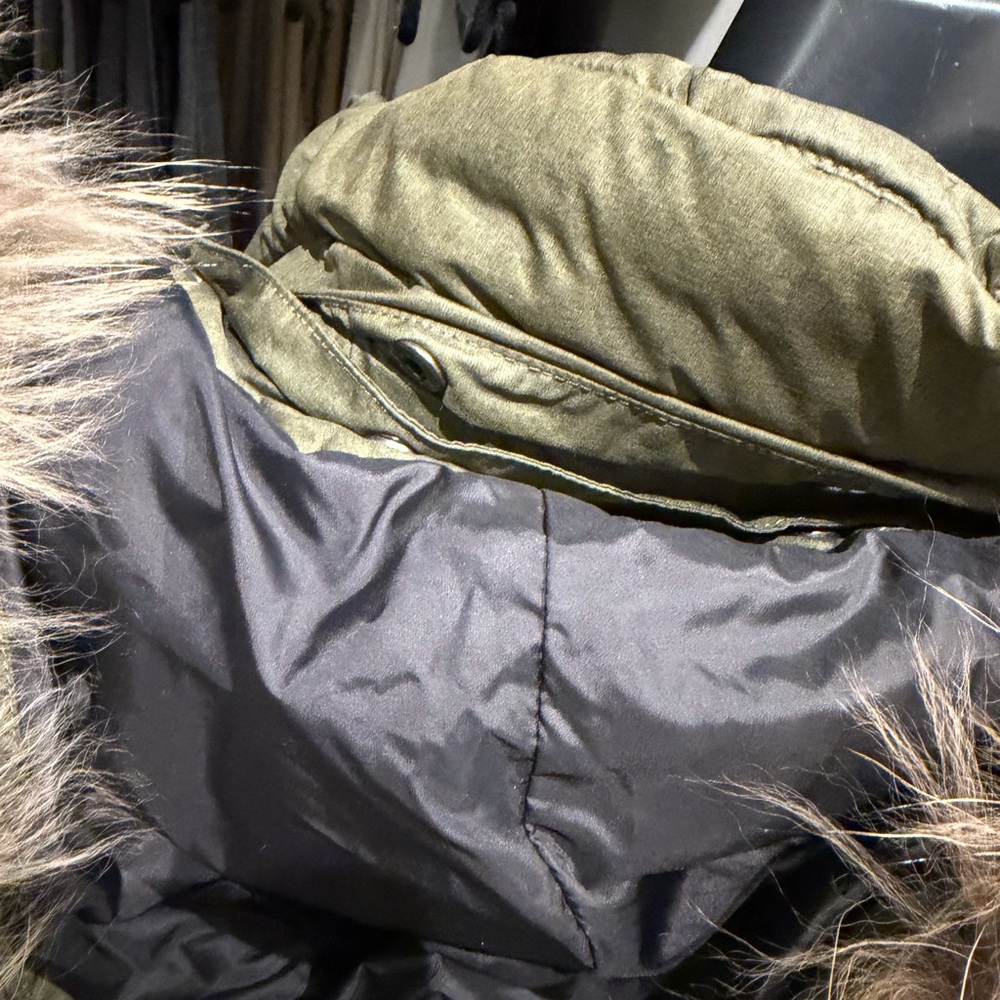 Men's Olive Green Ski Jacket with Fur Hood - Picture 7 of 11